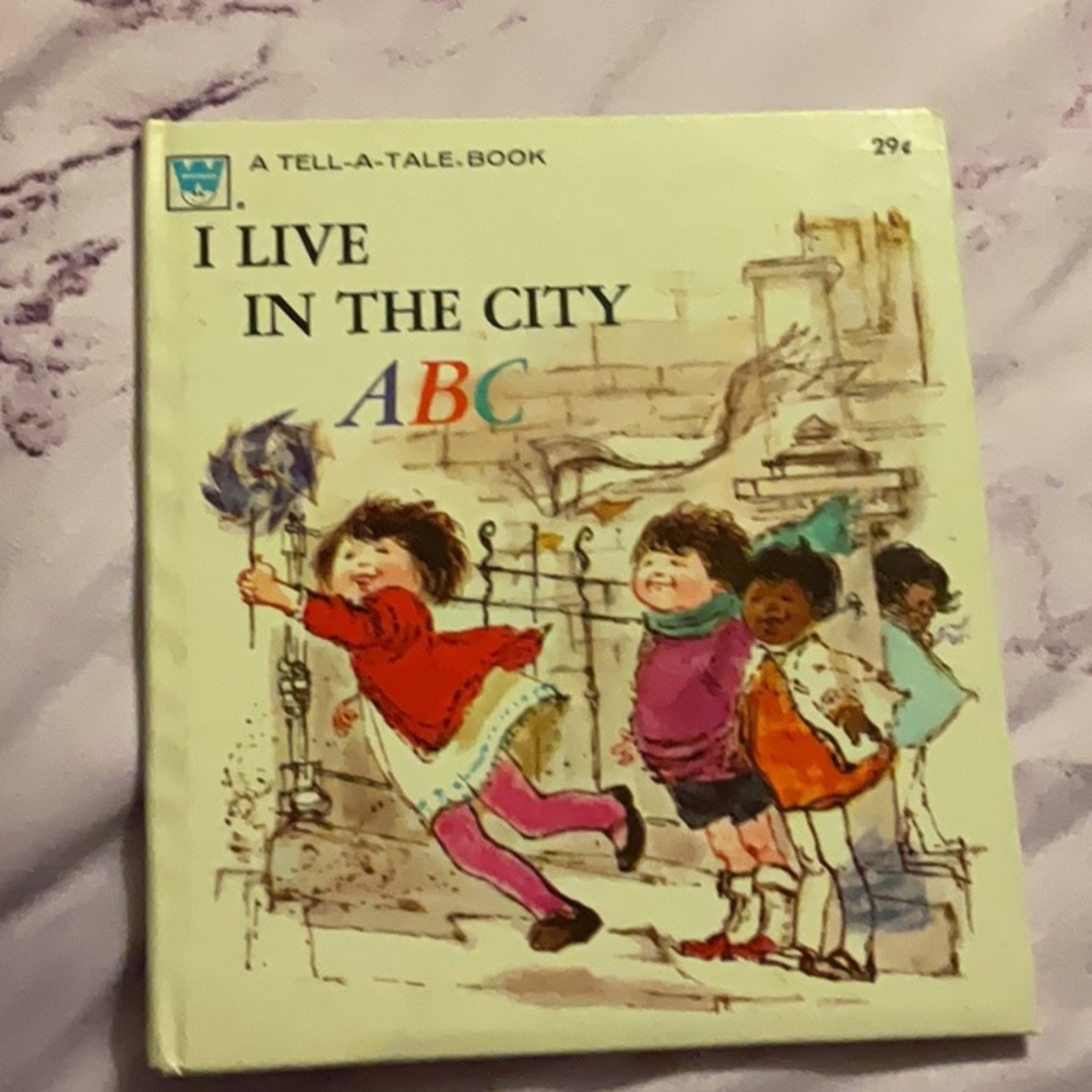 Whitman I LIVE IN THE CITY ABC